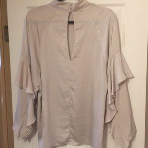 Beautiful H&M ruffled arms blouse